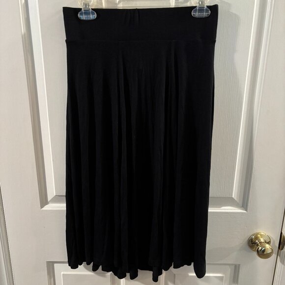 Living Doll Los Angeles Women's Black Elastic Waist Skirt ~ Medium ~ NWT - Picture 1 of 4